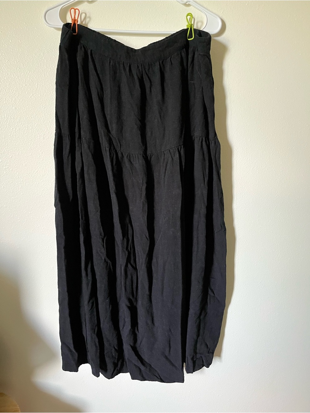 Universal Thread Black Tiered Midi Skirt